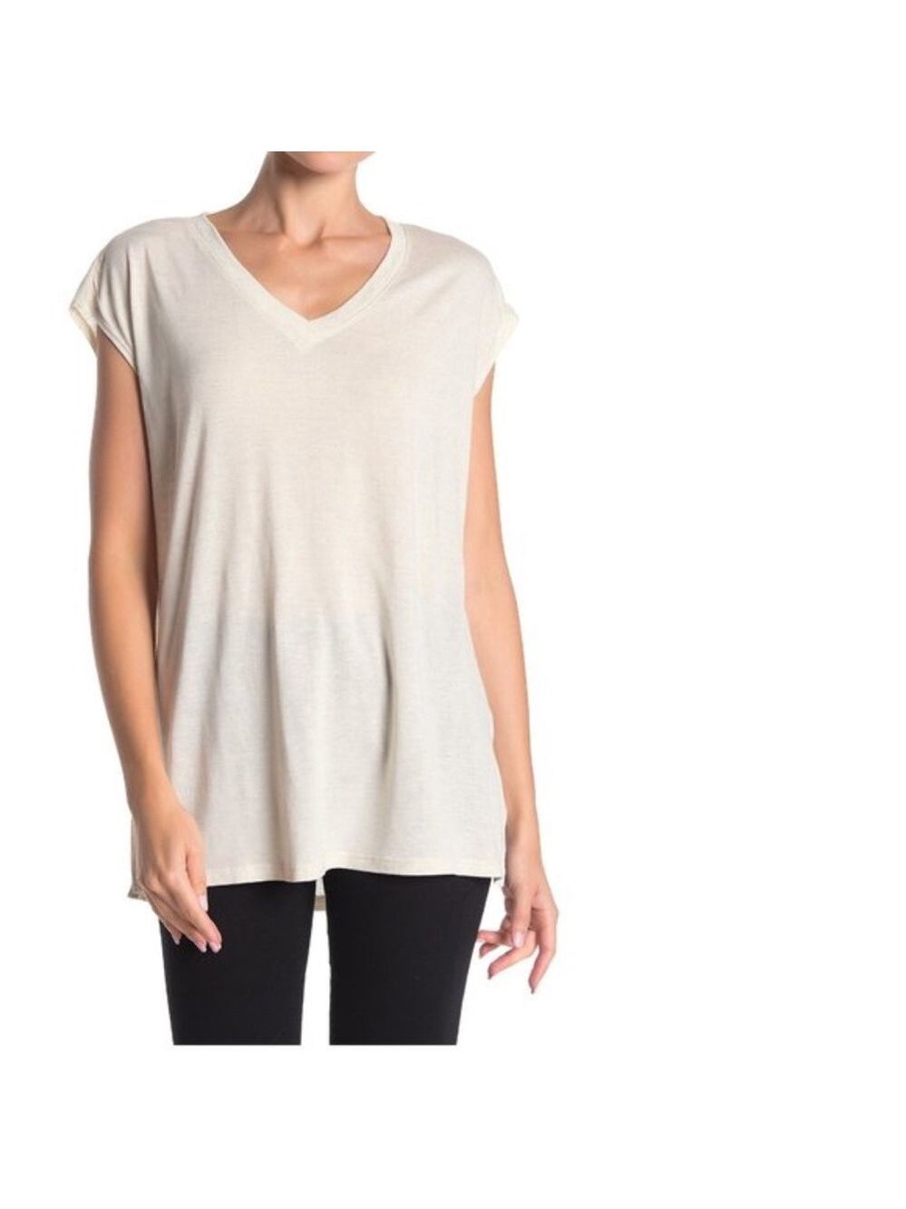Everleigh Contrast Yoke V-Neck Top
